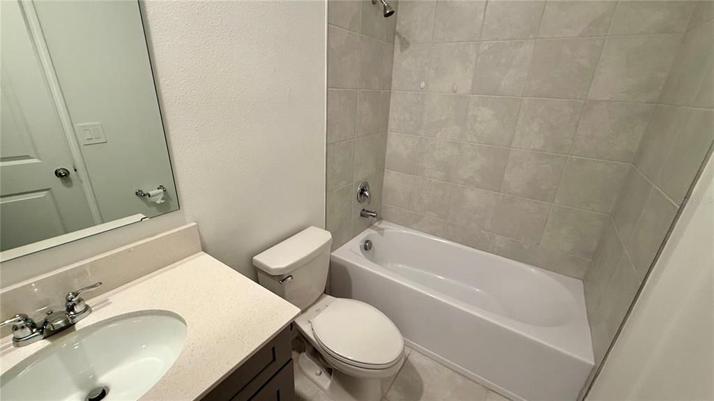 En Renta: $1,999 (4 camas, 2 baños, 1793 Pies cuadrados)