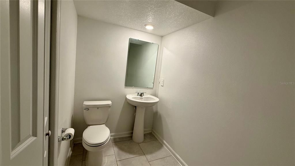 En Renta: $1,999 (4 camas, 2 baños, 1793 Pies cuadrados)