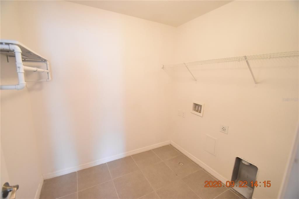 For Rent: $2,950 (5 beds, 3 baths, 2447 Square Feet)