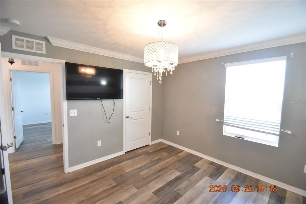 For Rent: $2,950 (5 beds, 3 baths, 2447 Square Feet)