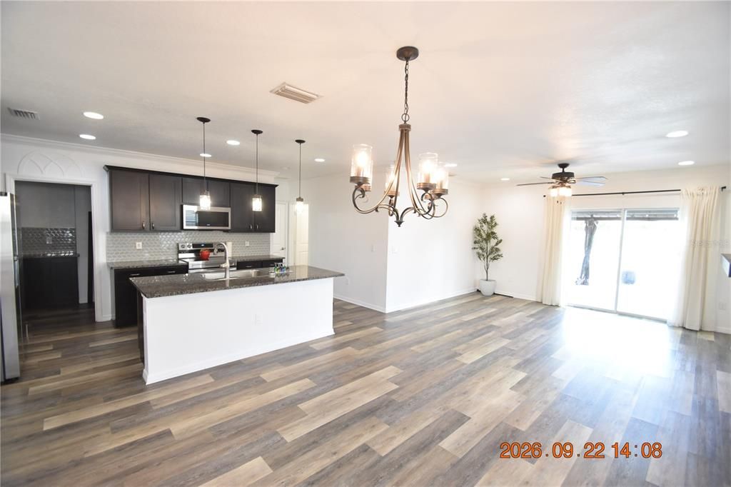 For Rent: $2,950 (5 beds, 3 baths, 2447 Square Feet)