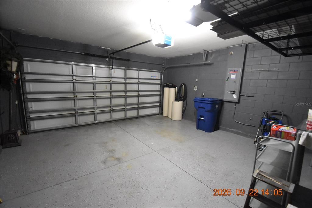 For Rent: $2,950 (5 beds, 3 baths, 2447 Square Feet)