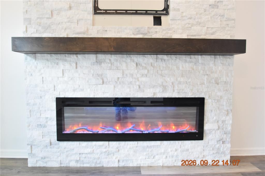 For Rent: $2,950 (5 beds, 3 baths, 2447 Square Feet)