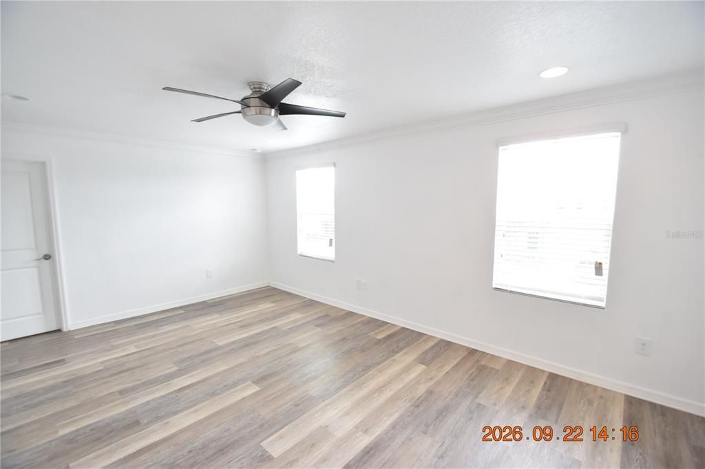 For Rent: $2,950 (5 beds, 3 baths, 2447 Square Feet)