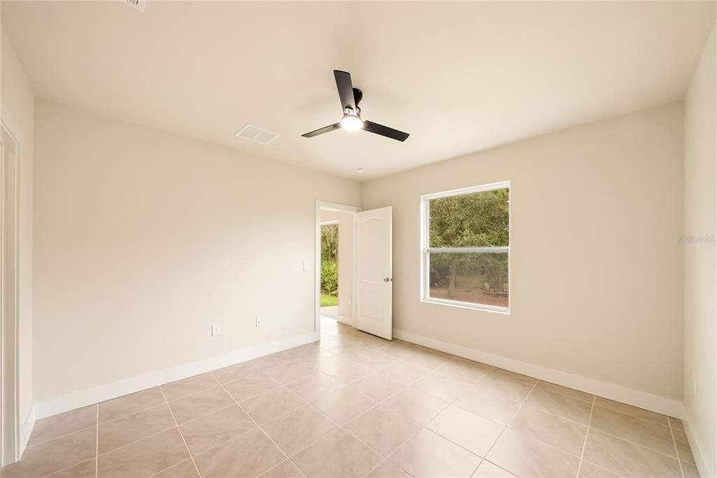 For Sale: $334,900 (3 beds, 2 baths, 1422 Square Feet)