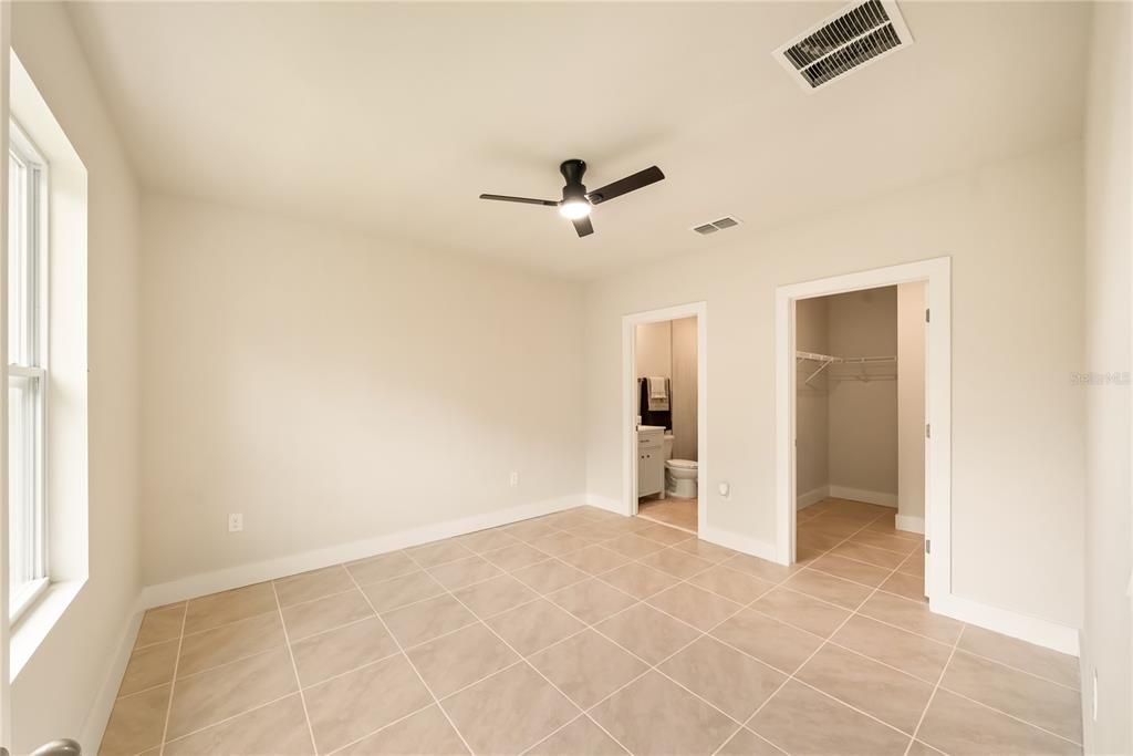 For Sale: $334,900 (3 beds, 2 baths, 1422 Square Feet)