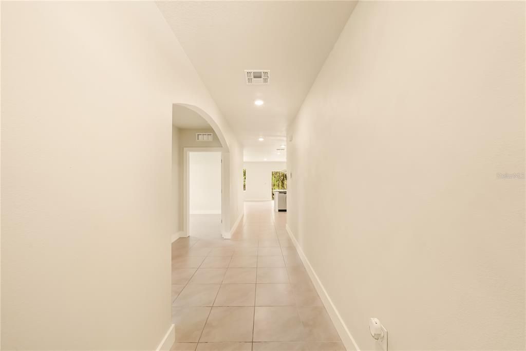 For Sale: $334,900 (3 beds, 2 baths, 1422 Square Feet)