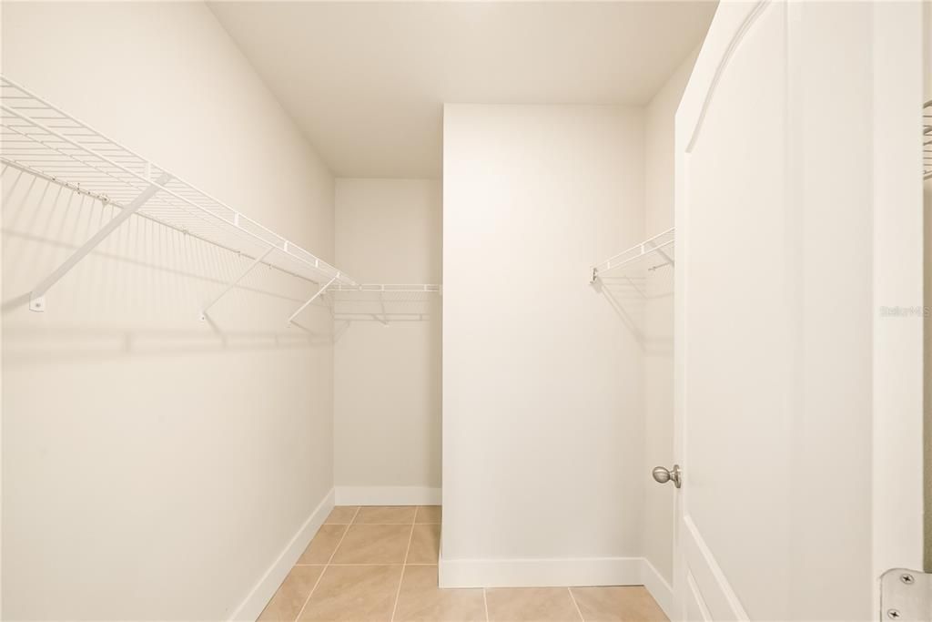 For Sale: $334,900 (3 beds, 2 baths, 1422 Square Feet)