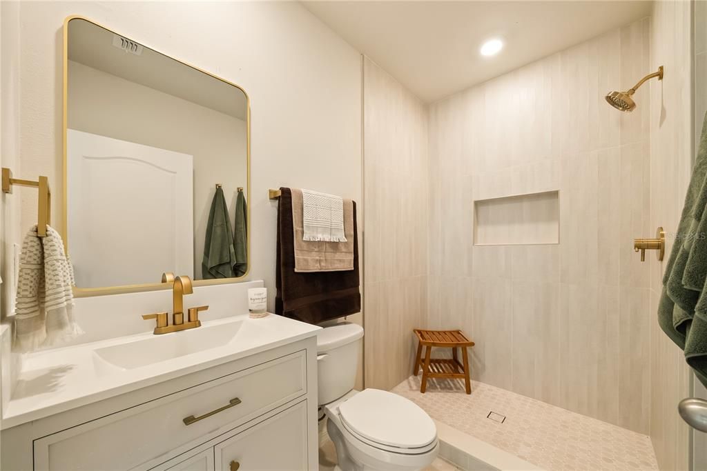 For Sale: $334,900 (3 beds, 2 baths, 1422 Square Feet)