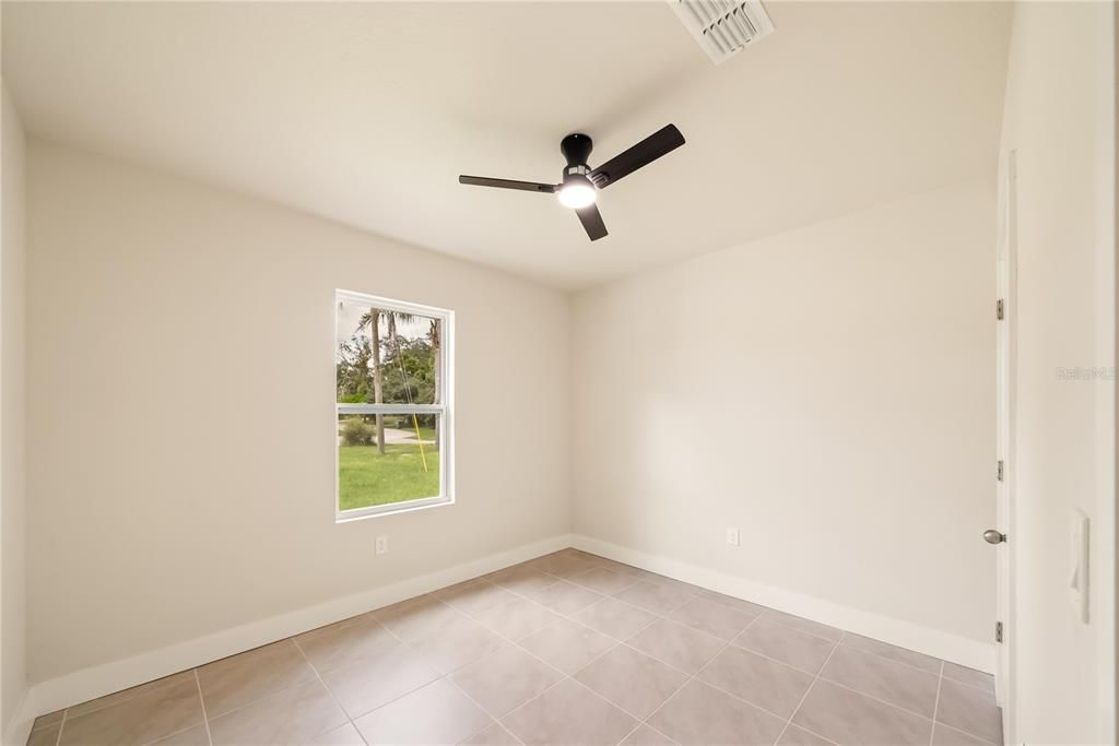 For Sale: $334,900 (3 beds, 2 baths, 1422 Square Feet)