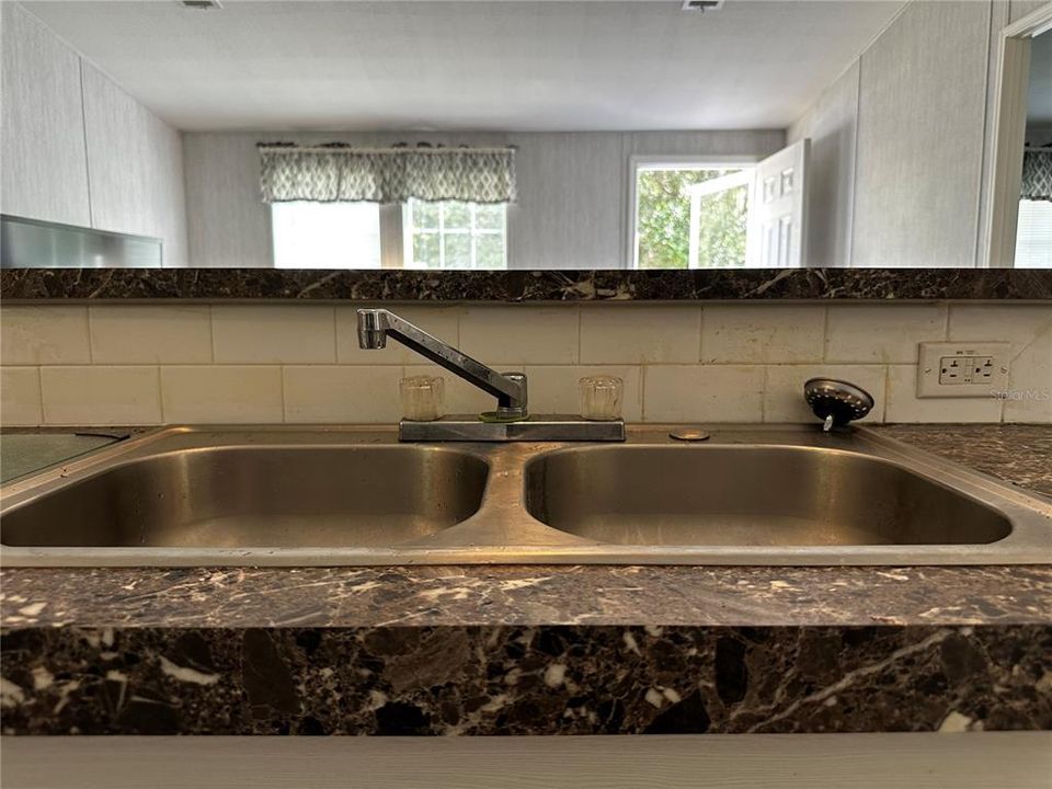 En Venta: $150,000 (3 camas, 2 baños, 960 Pies cuadrados)