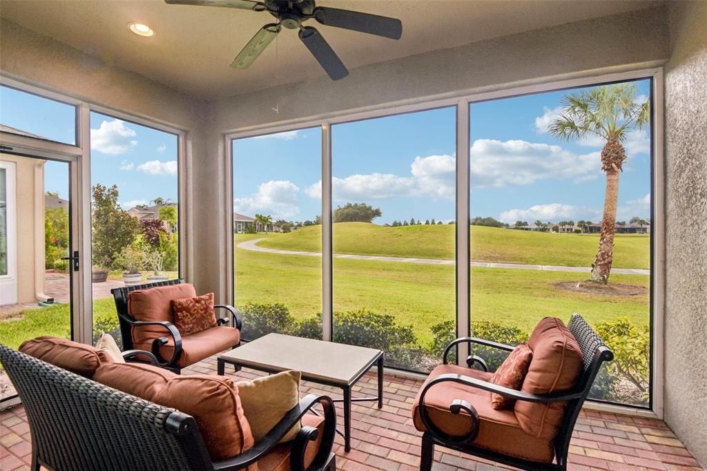For Sale: $289,900 (2 beds, 2 baths, 1493 Square Feet)