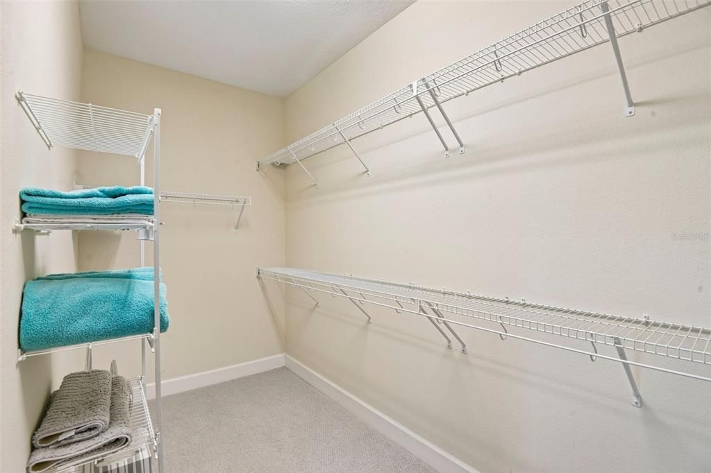 For Sale: $289,900 (2 beds, 2 baths, 1493 Square Feet)