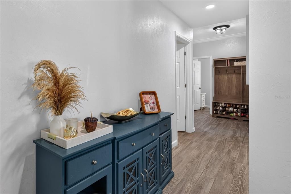 En Venta: $389,000 (4 camas, 2 baños, 2018 Pies cuadrados)