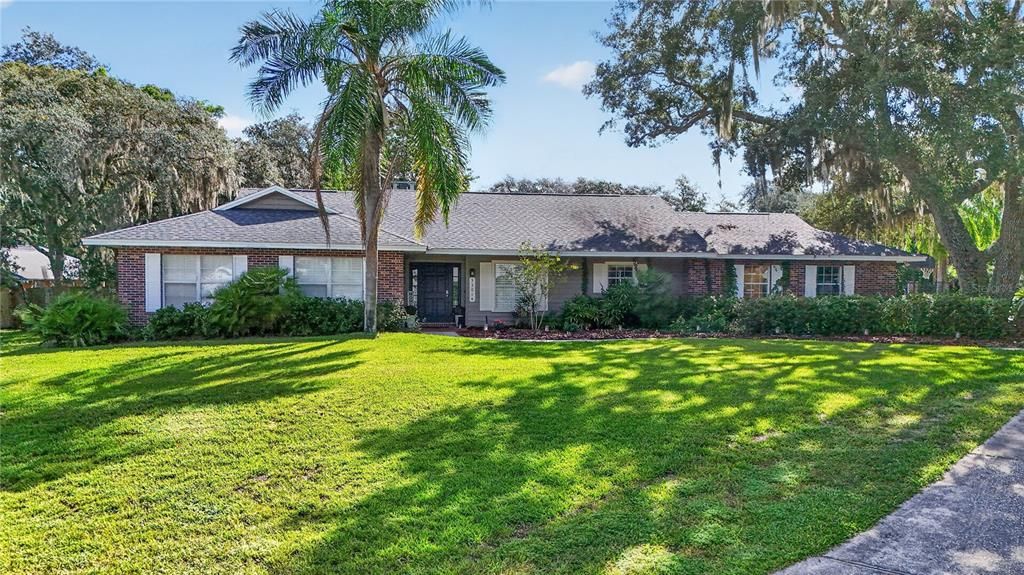 En Venta: $389,000 (4 camas, 2 baños, 2018 Pies cuadrados)