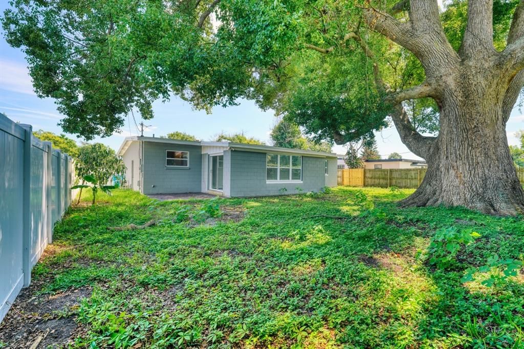 For Sale: $375,000 (3 beds, 2 baths, 1533 Square Feet)