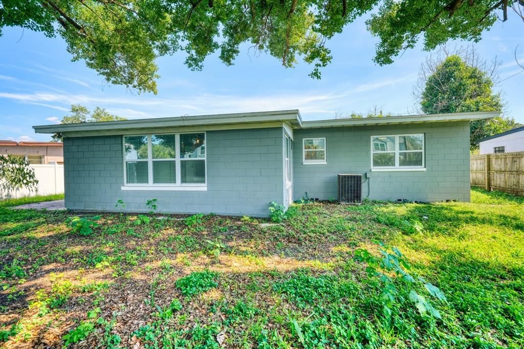 For Sale: $375,000 (3 beds, 2 baths, 1533 Square Feet)