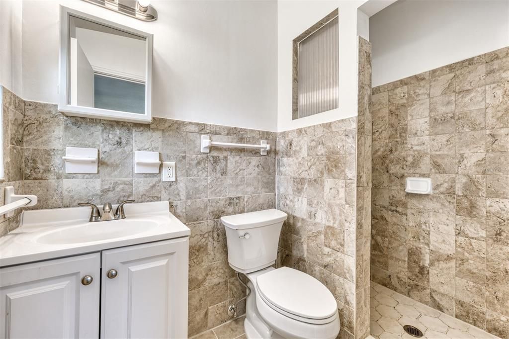 For Sale: $375,000 (3 beds, 2 baths, 1533 Square Feet)
