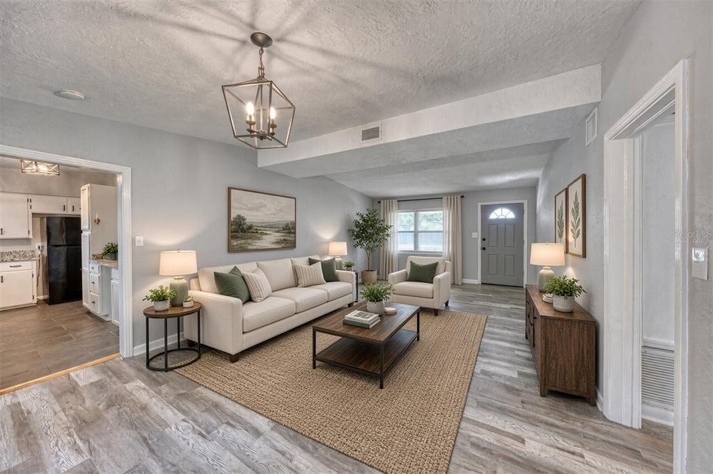 For Sale: $375,000 (3 beds, 2 baths, 1533 Square Feet)