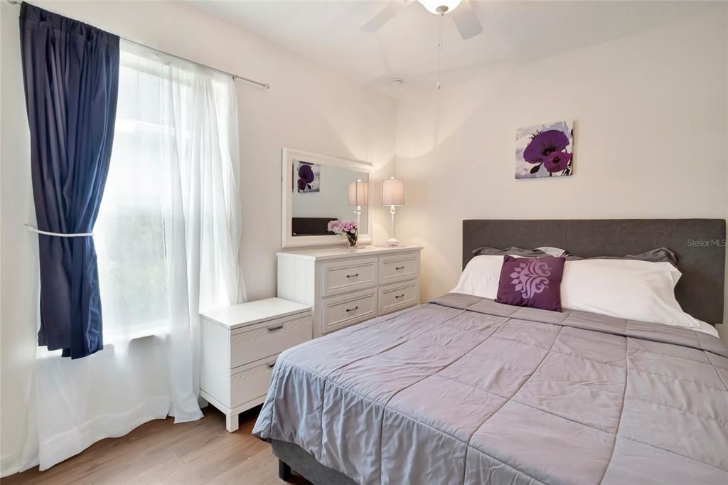 На продажу: $345,000 (3 спален, 2 ванн, 1714 Квадратных фут)