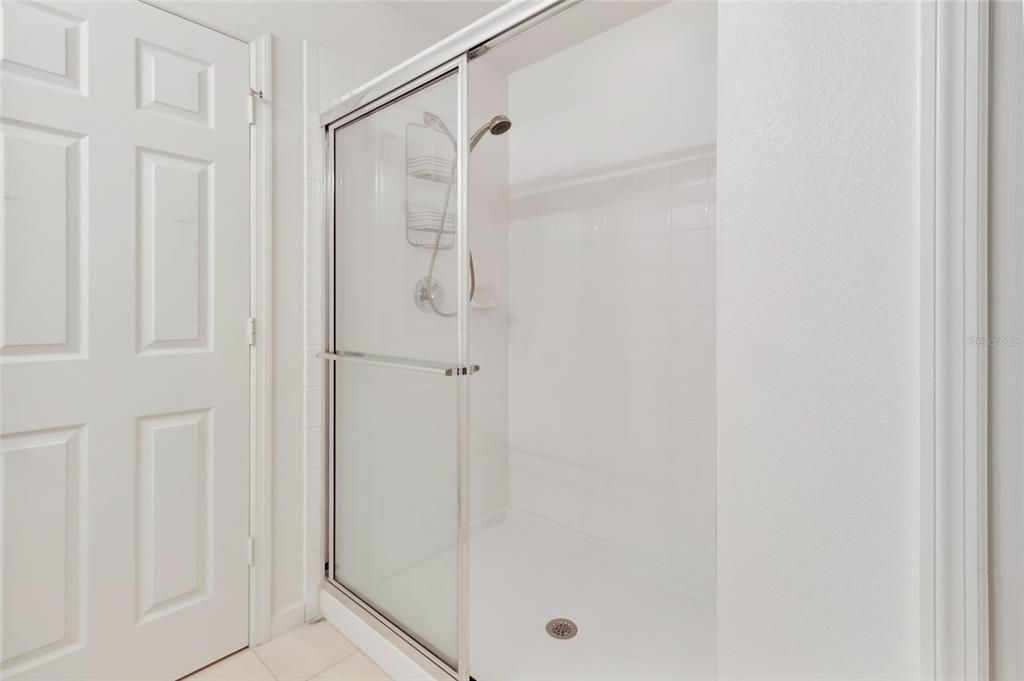 На продажу: $345,000 (3 спален, 2 ванн, 1714 Квадратных фут)