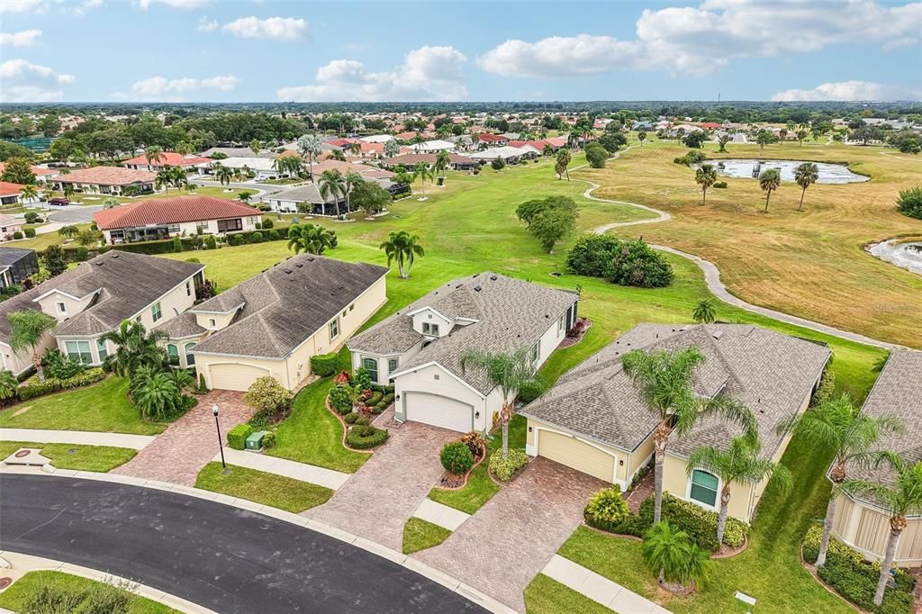 For Sale: $389,900 (2 beds, 2 baths, 1861 Square Feet)