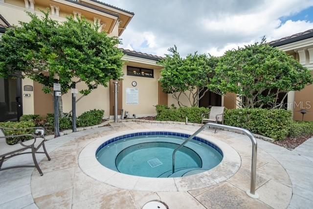 For Sale: $389,900 (2 beds, 2 baths, 1861 Square Feet)