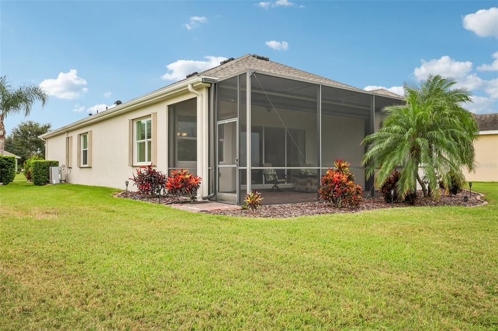 For Sale: $389,900 (2 beds, 2 baths, 1861 Square Feet)