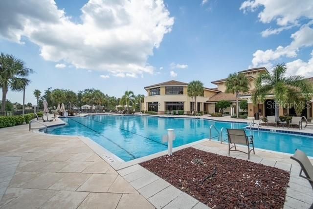 For Sale: $389,900 (2 beds, 2 baths, 1861 Square Feet)