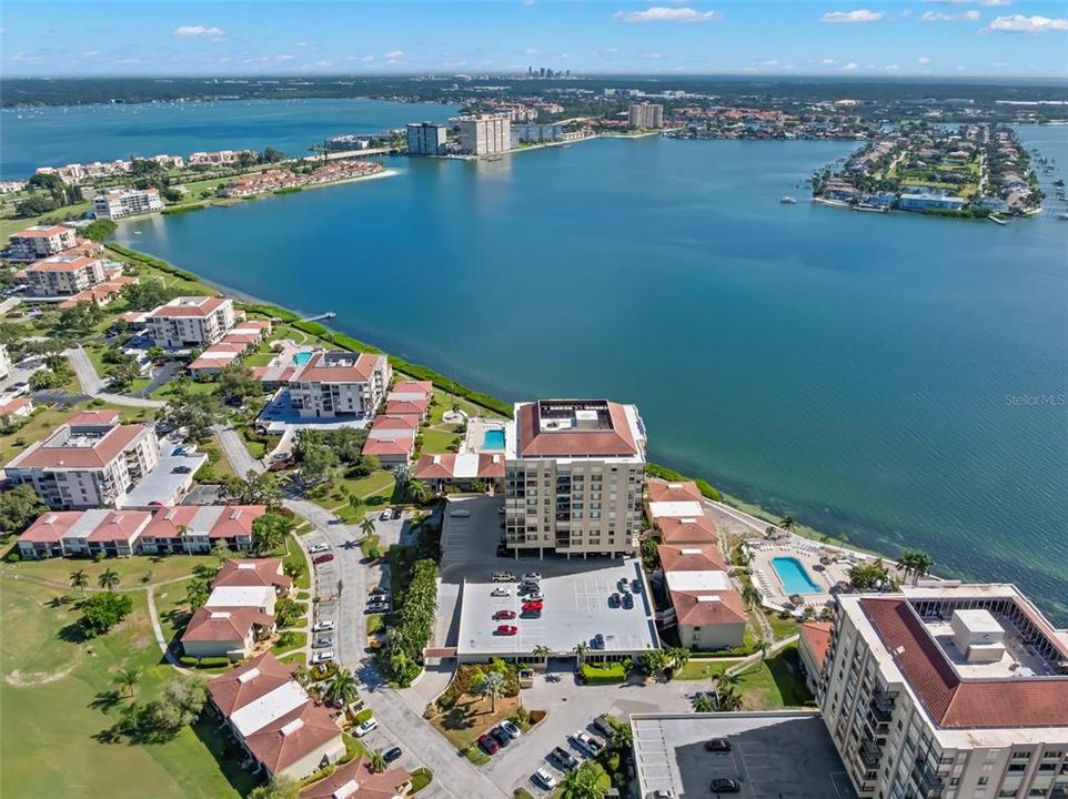 For Sale: $525,000 (2 beds, 2 baths, 1150 Square Feet)