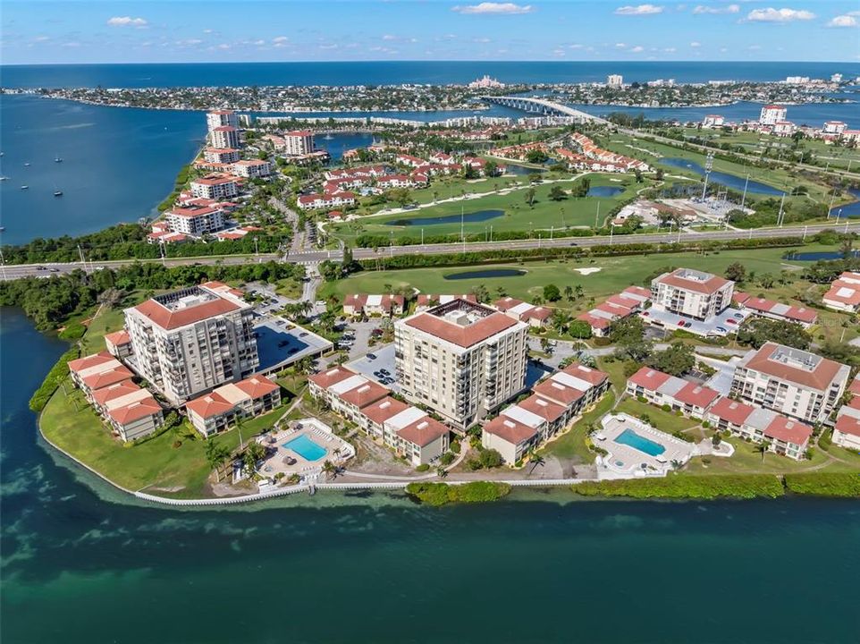 For Sale: $525,000 (2 beds, 2 baths, 1150 Square Feet)