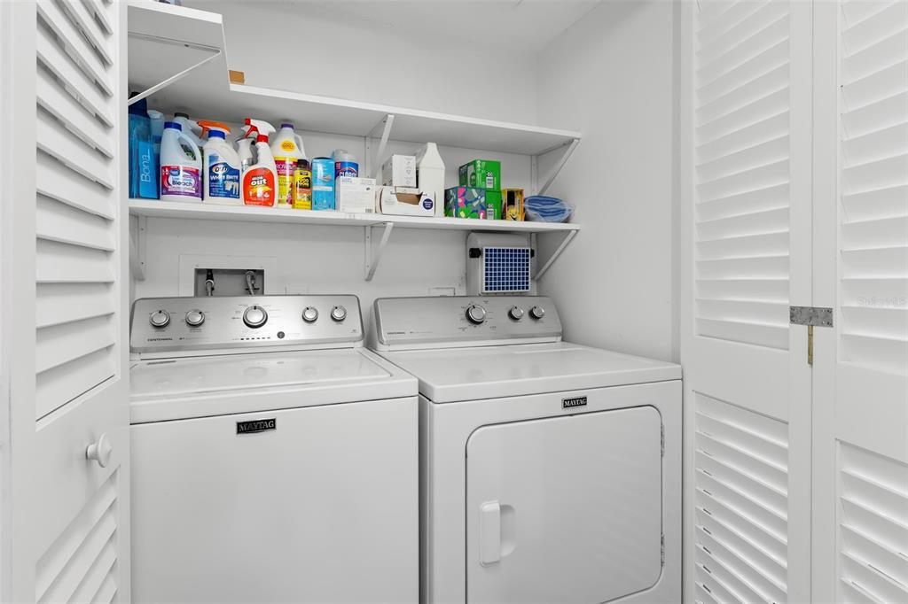 For Sale: $525,000 (2 beds, 2 baths, 1150 Square Feet)