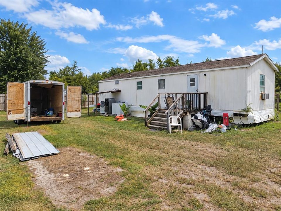 For Sale: $200,000 (5 beds, 4 baths, 1792 Square Feet)