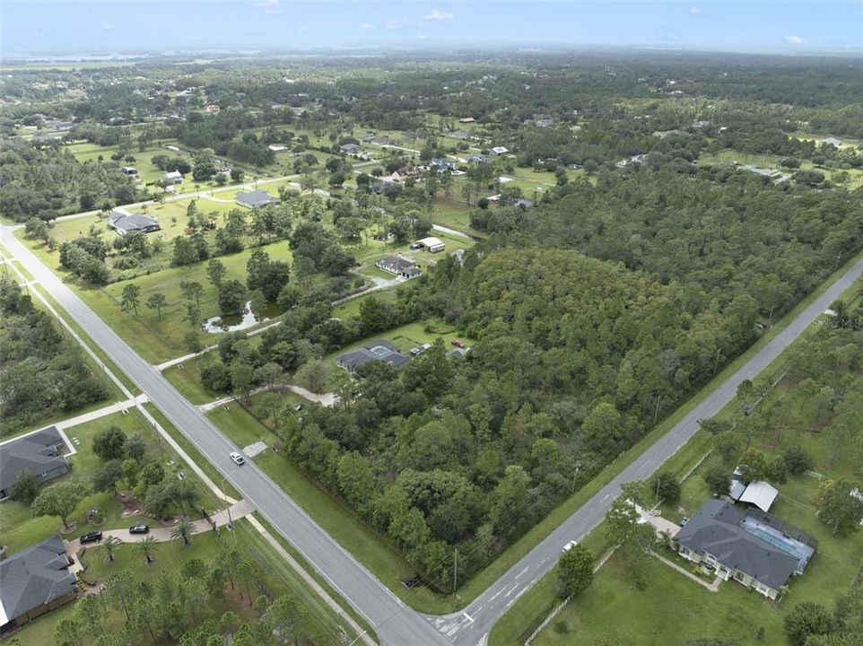 На продажу: $280,000 (3.25 acres)