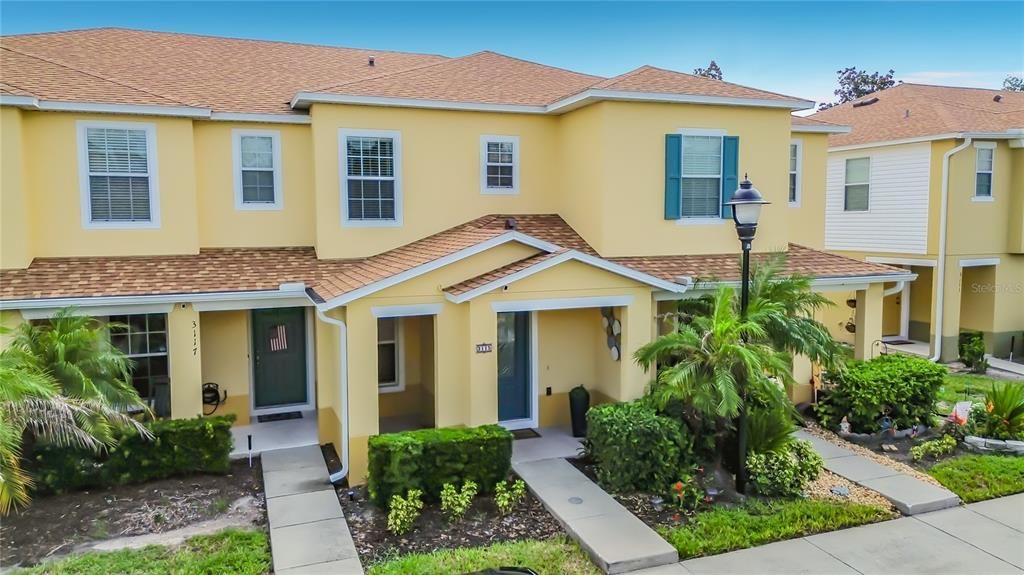En Venta: $265,000 (2 camas, 2 baños, 1304 Pies cuadrados)