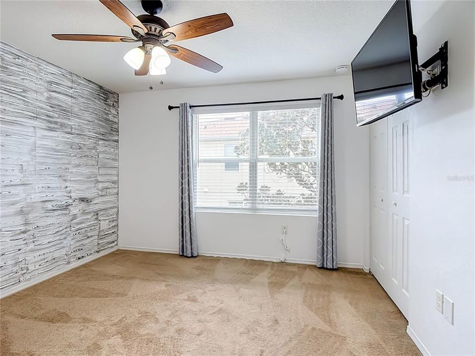 En Venta: $265,000 (2 camas, 2 baños, 1304 Pies cuadrados)