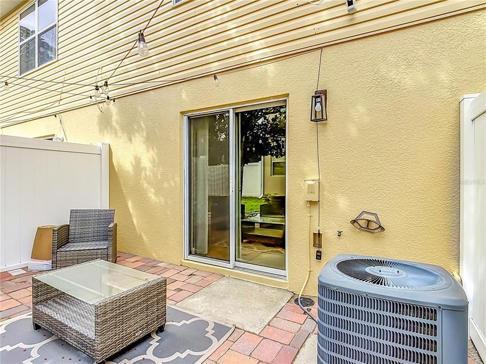 En Venta: $265,000 (2 camas, 2 baños, 1304 Pies cuadrados)