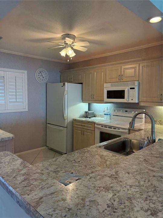 En Venta: $599,900 (2 camas, 2 baños, 1181 Pies cuadrados)
