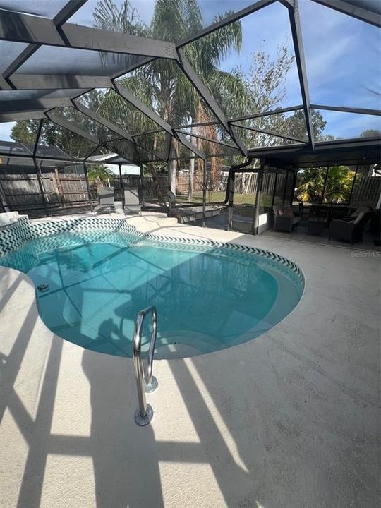 For Rent: $3,000 (3 beds, 2 baths, 1410 Square Feet)