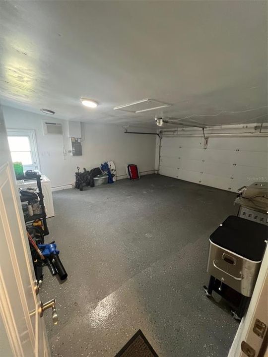 For Rent: $3,000 (3 beds, 2 baths, 1410 Square Feet)