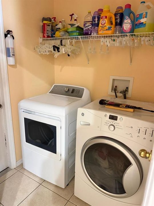 En Venta: $315,000 (3 camas, 2 baños, 1435 Pies cuadrados)