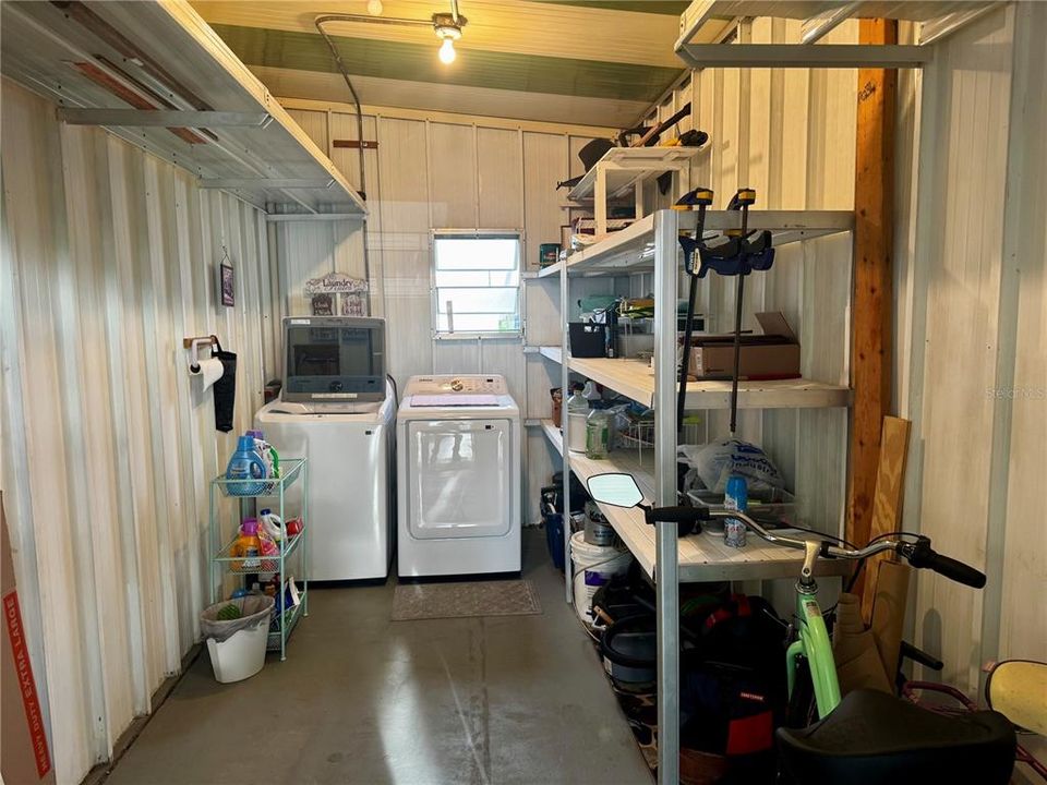 For Sale: $139,000 (2 beds, 2 baths, 1056 Square Feet)