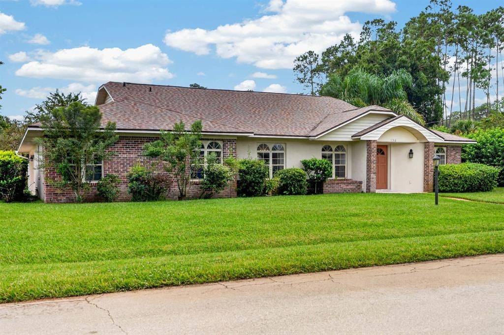 For Sale: $319,000 (3 beds, 2 baths, 1867 Square Feet)