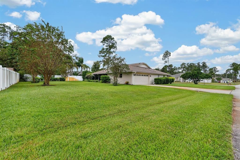 For Sale: $319,000 (3 beds, 2 baths, 1867 Square Feet)