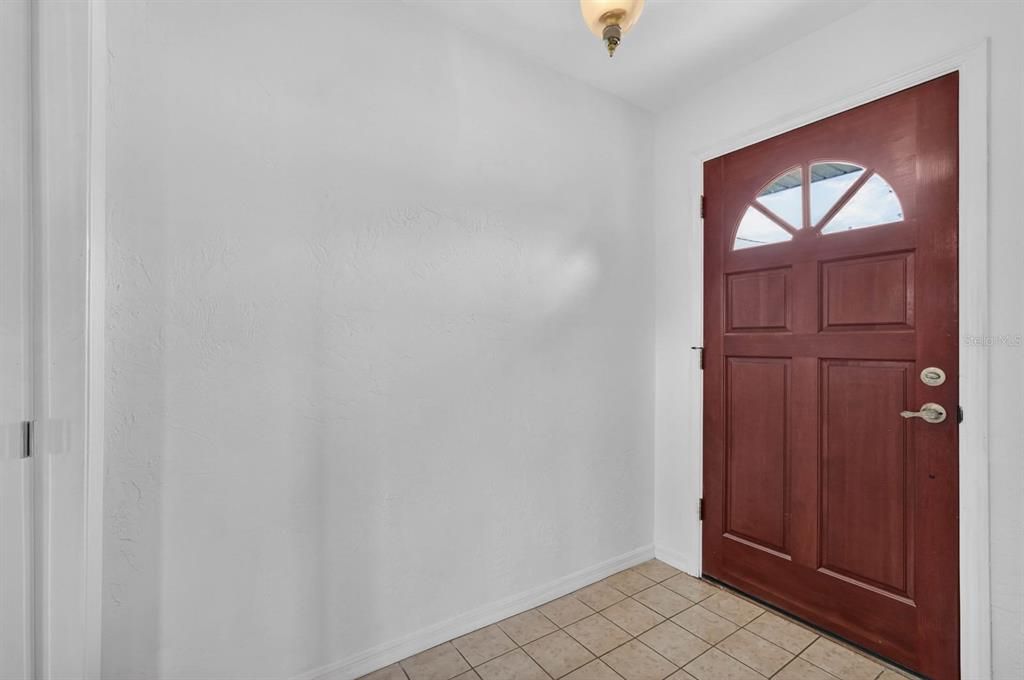 For Sale: $319,000 (3 beds, 2 baths, 1867 Square Feet)