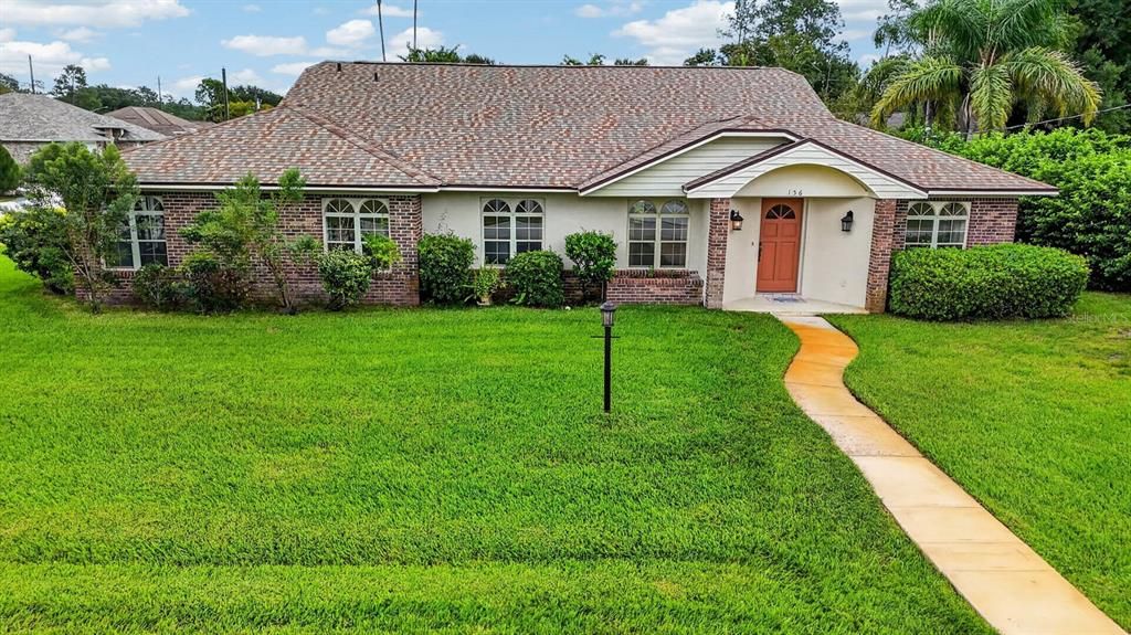 For Sale: $319,000 (3 beds, 2 baths, 1867 Square Feet)