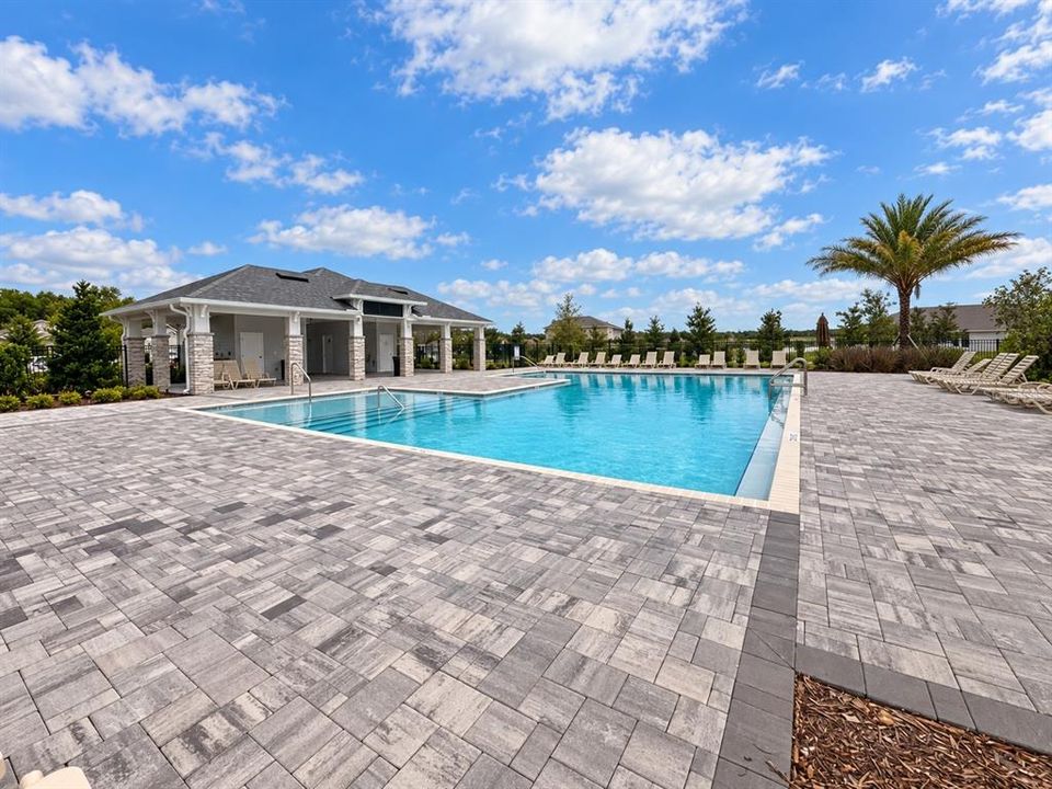 For Sale: $387,900 (4 beds, 2 baths, 1820 Square Feet)