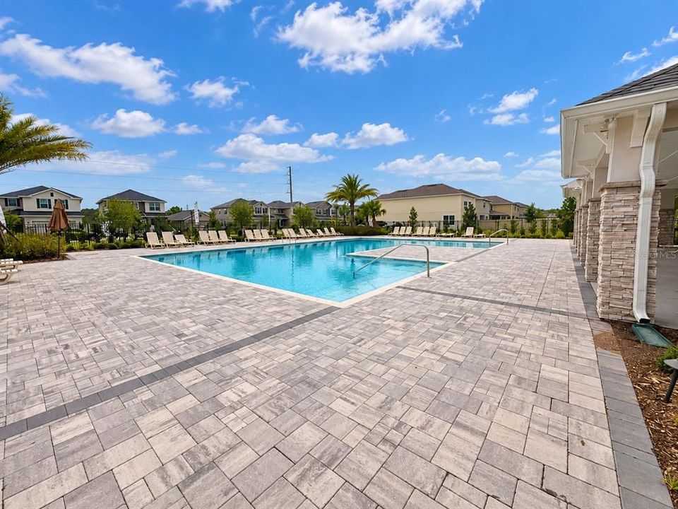 For Sale: $387,900 (4 beds, 2 baths, 1820 Square Feet)