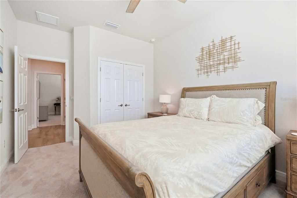 For Sale: $499,990 (3 beds, 2 baths, 1958 Square Feet)