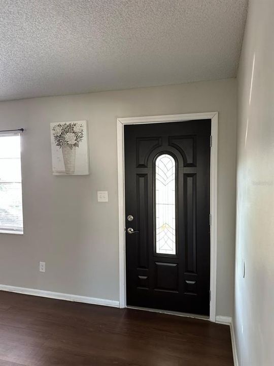 For Sale: $399,900 (3 beds, 2 baths, 1247 Square Feet)
